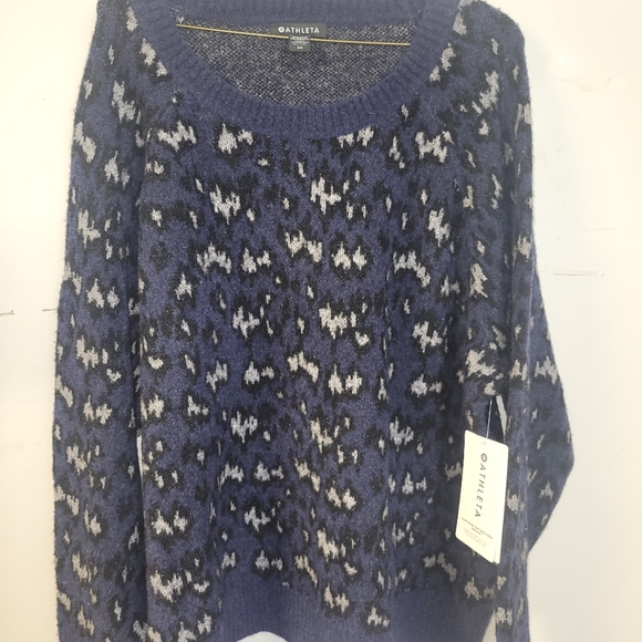 Womens Athleta Sweater - Picture 5 of 5